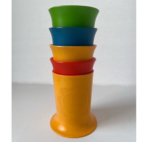 Vtg TUPPERWARE Children Sippy Cup + 4 Classic Bell Tumblers  1318-15 and 109-41 - Picture 9 of 9